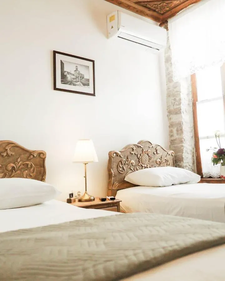 Guest house 4 Rooms Since 1950 Gjirokaster